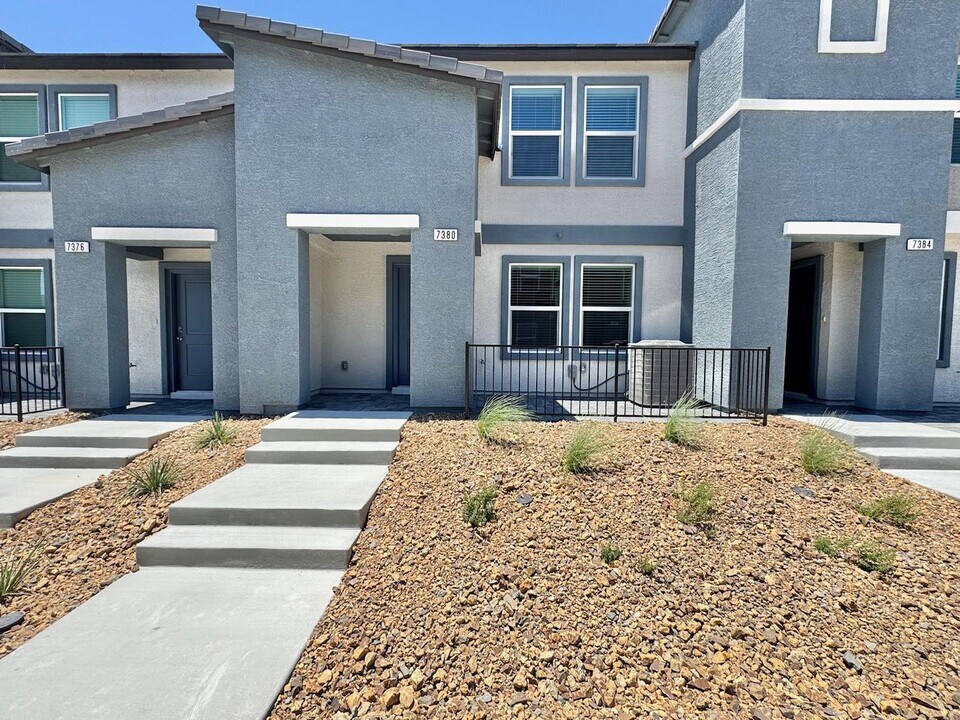 7380 Hayes Harbor Ct in North Las Vegas, NV - Building Photo