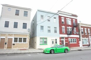 270 Washington St in Perth Amboy, NJ - Building Photo