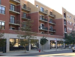 Logan View in Chicago, IL - Foto de edificio - Building Photo