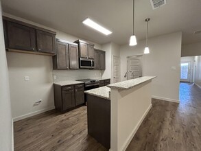 2612 135th St in Lubbock, TX - Foto de edificio - Building Photo