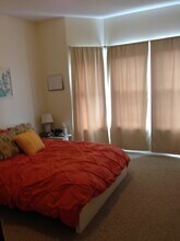 1706 N Arlington Pl, Unit B in Milwaukee, WI - Building Photo - Building Photo