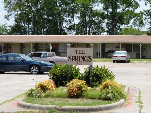 The Springs Apartments in Sulphur Springs, TX - Building Photo