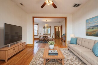 3400 N Keeler Ave in Chicago, IL - Building Photo - Building Photo