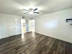 4611 Carr St in The Colony, TX - Building Photo - Building Photo