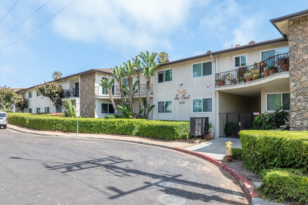 Sea Crest Apartments in Santa Barbara, CA - Building Photo