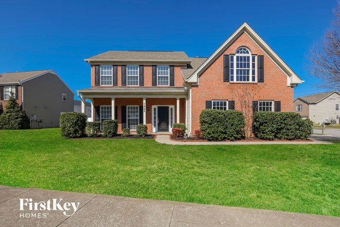 5448 Daniel Ray Dr in Nashville, TN - Building Photo