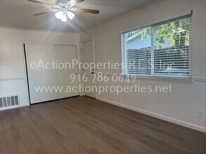 8208 Cordelia Cir in Citrus Heights, CA - Building Photo - Building Photo