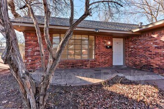 332 NW 85th St in Oklahoma City, OK - Building Photo - Building Photo