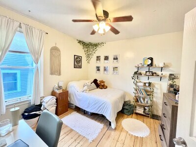 731 Parker St, Unit 2 in Boston, MA - Building Photo - Building Photo