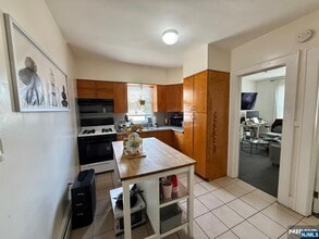 165-167 Davis Ave in Kearny, NJ - Building Photo - Building Photo