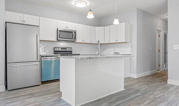 1503 E Indian River Rd in Norfolk, VA - Building Photo - Building Photo