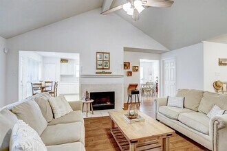 12230 Cypress Shores Dr in Tomball, TX - Building Photo - Building Photo