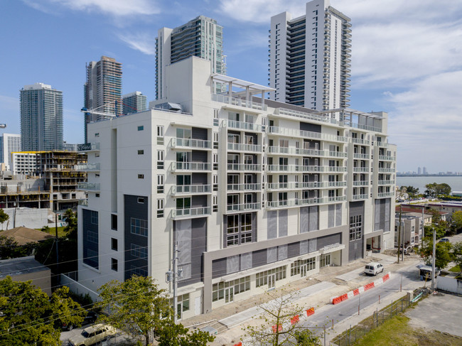 26 Edgewater in Miami, FL - Building Photo - Building Photo