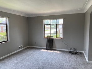 3522 Douglas Rd in Toledo, OH - Building Photo - Building Photo