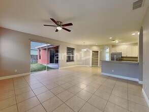 13536 Kitty Fork Rd, Unit 2-2108 in Orlando, FL - Foto de edificio - Building Photo