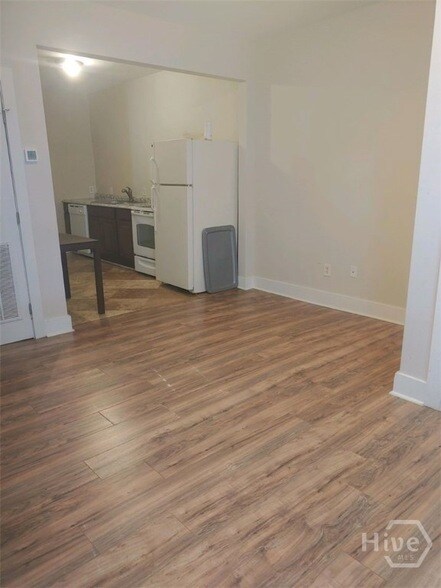 506 E Liberty Ln in Savannah, GA - Building Photo - Building Photo