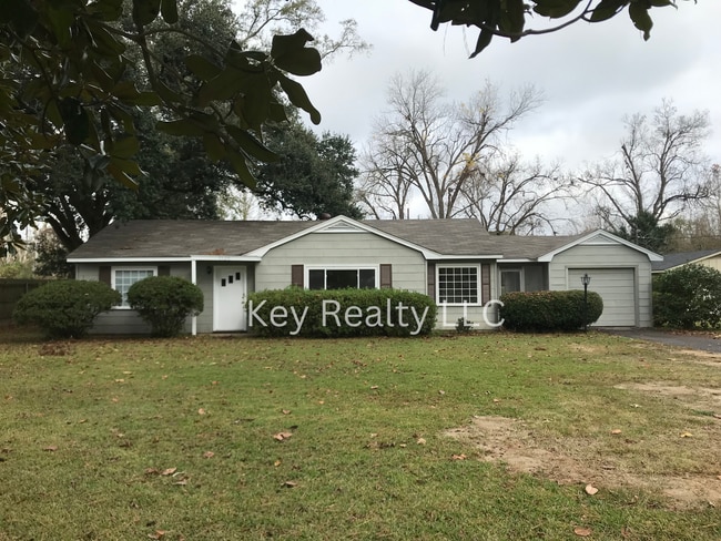 property at 3520 Bayou Rapides Rd