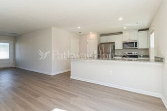 6248 Lowe Ln in Charlotte, NC - Building Photo - Building Photo