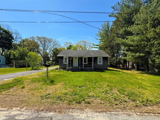 property at 1035 Parkway St