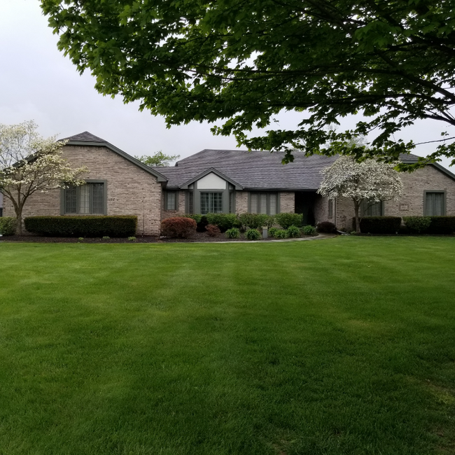 3563 Stonebrooke Ln in Maumee, OH - Building Photo - Building Photo