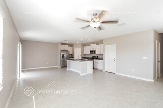 7785 Silver Berry Ct in Gibsonton, FL - Building Photo - Building Photo
