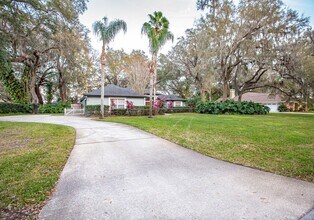 3157 Forest Breeze Way in St. Cloud, FL - Foto de edificio - Building Photo