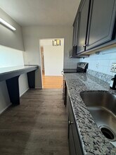 1643 Cambridge St, Unit 73 in Cambridge, MA - Foto de edificio - Building Photo