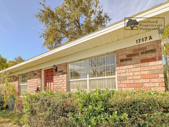 property at 1707 King Ave