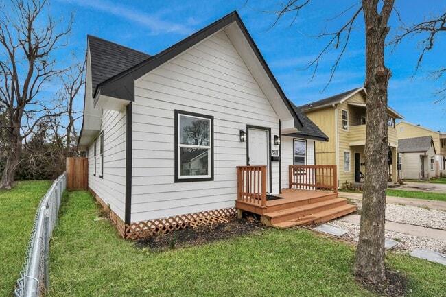 property at 2811 Winbern St