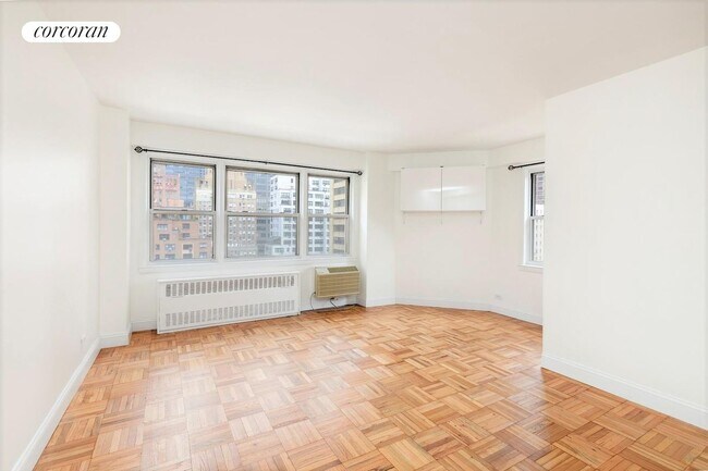 150 E 37th St in New York, NY - Building Photo - Building Photo