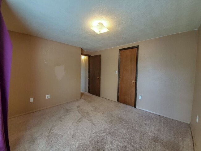 property at 310 E Washington St