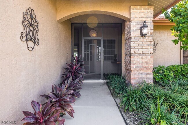 12881 Kelly Bay Ct in Ft. Myers, FL - Building Photo - Building Photo