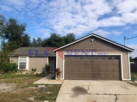 2820 Beckwith St in Deltona, FL - Building Photo