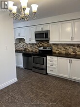 79 Cashel Ct in Aurora, ON - Building Photo - Building Photo