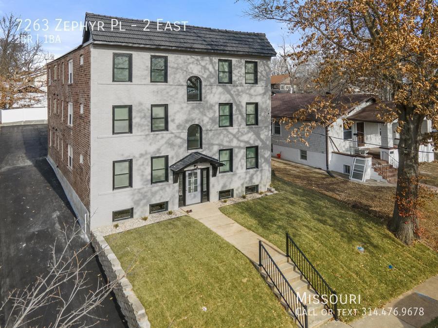 7263 Zephyr Pl in St. Louis, MO - Building Photo