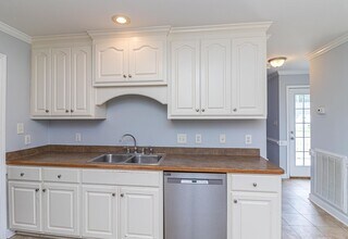 109 Beatrice Dr in Goldsboro, NC - Building Photo - Building Photo