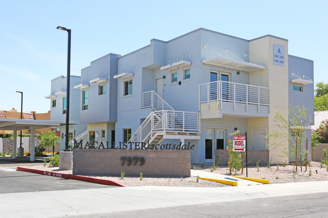 MaCallister Scottsdale in Scottsdale, AZ - Foto de edificio - Building Photo