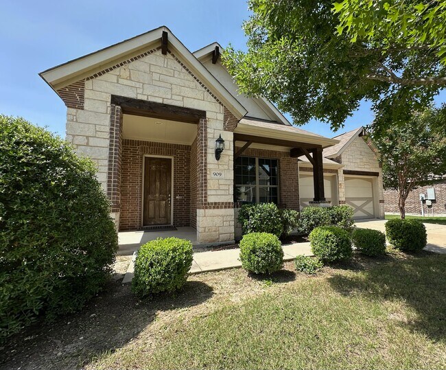 property at 909 Hartman Dr