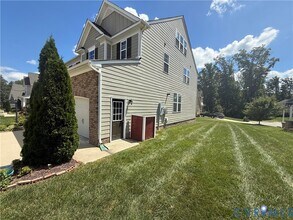 10904 Holman Ridge Rd in Glen Allen, VA - Building Photo - Building Photo