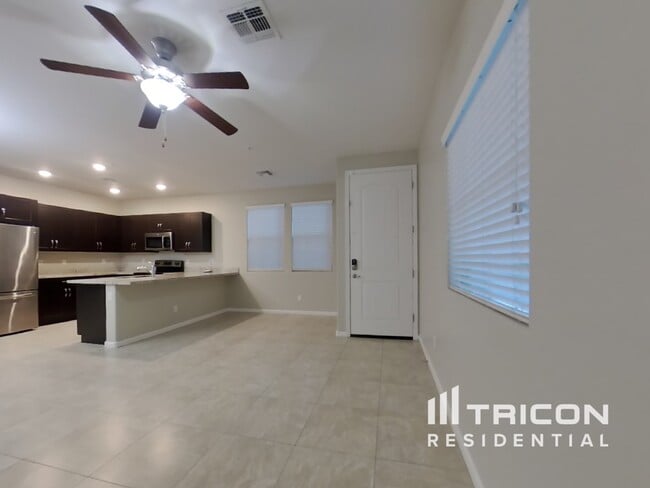 12548 W Hummingbird Terrace in Peoria, AZ - Building Photo - Building Photo