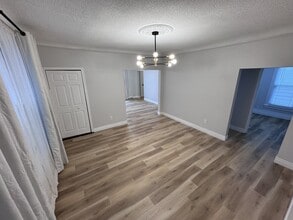 454 Vera Pl in Windsor, ON - Building Photo - Building Photo