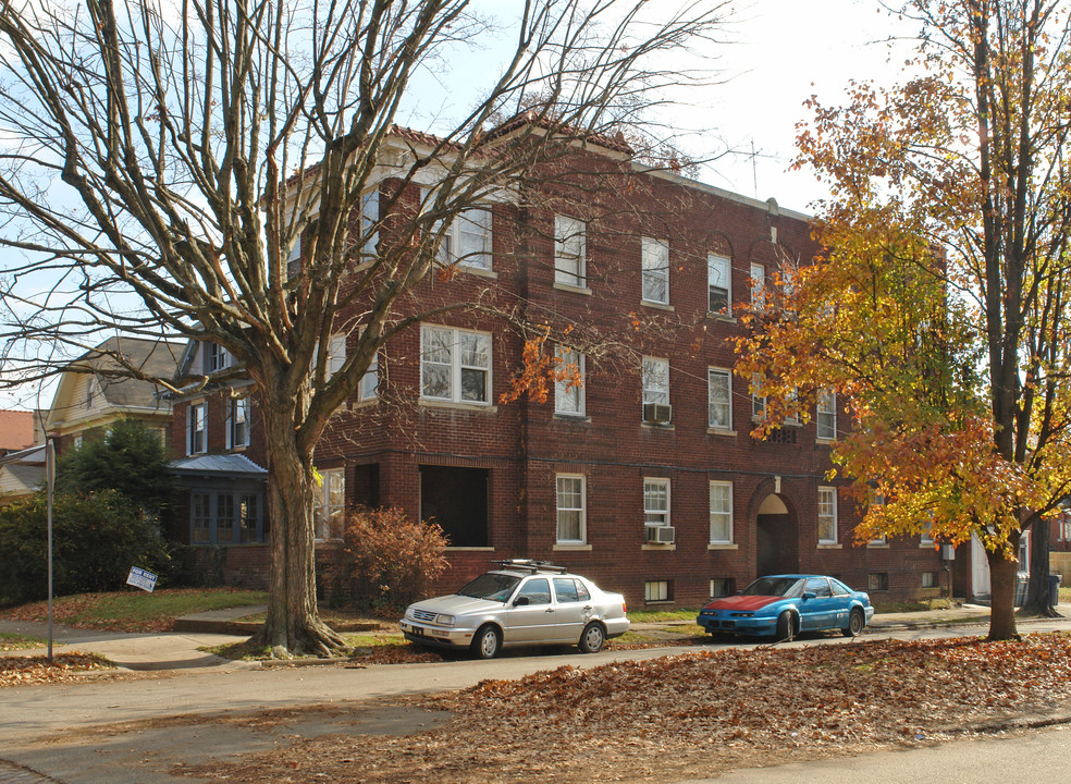 1112-1114 9th St in Huntington, WV - Building Photo