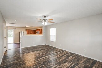 2878 Creekbend Dr in Nashville, TN - Building Photo - Building Photo