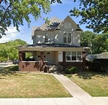 810 N Coler Ave in Urbana, IL - Building Photo