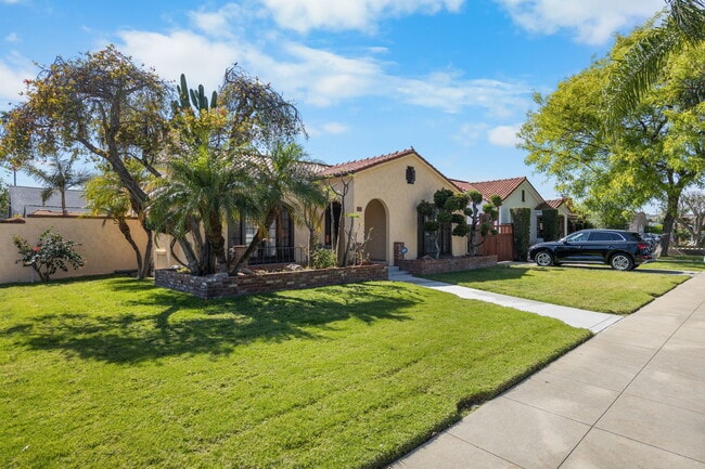 property at 301 N Janss St