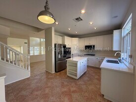 4763 Templeton St in Ventura, CA - Building Photo
