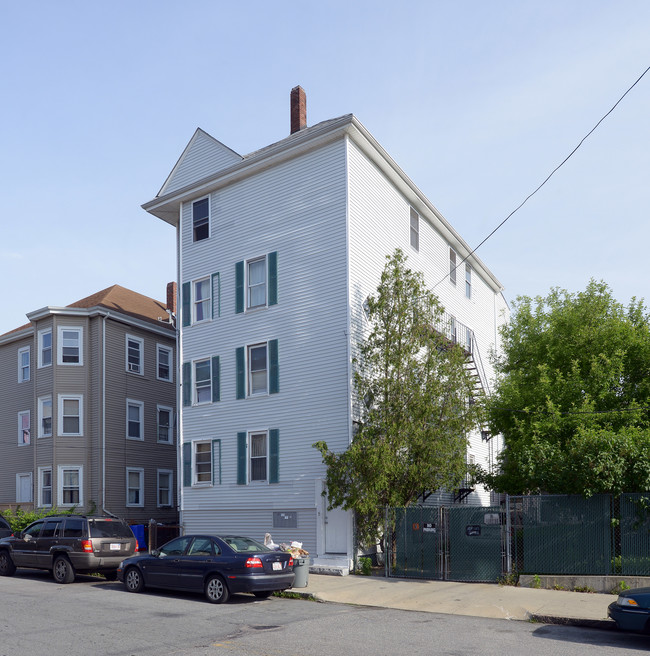 5 Bullard St in New Bedford, MA - Foto de edificio - Building Photo