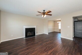 3370 Spring Mesa Dr SW in Snellville, GA - Building Photo - Building Photo