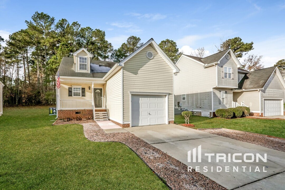2932 Neals Creek Dr in Raleigh, NC - Building Photo