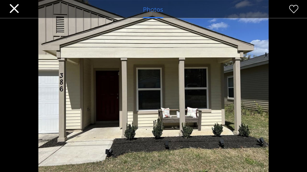 386 Goldenrod in Livingston, TX - Foto de edificio